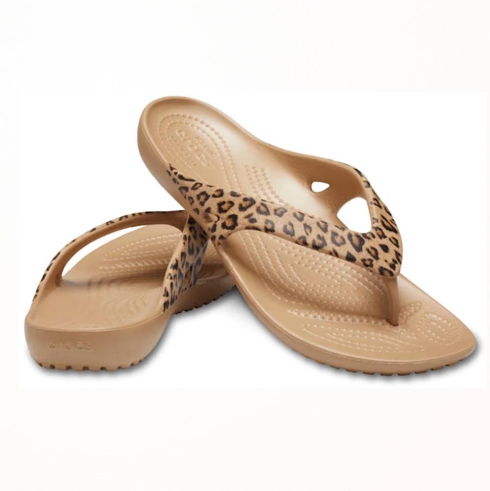 🌻 CROCS Leopard Print Tan Sandals